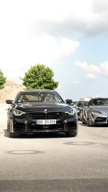 Sequenz 03.00_00_37_31.Standbild003-min